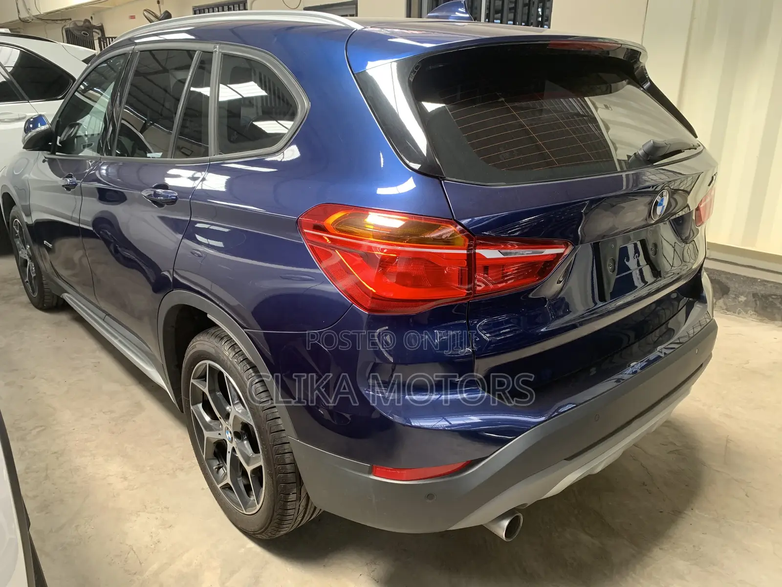 BMW X1 xDrive28i AWD 2018 Blue