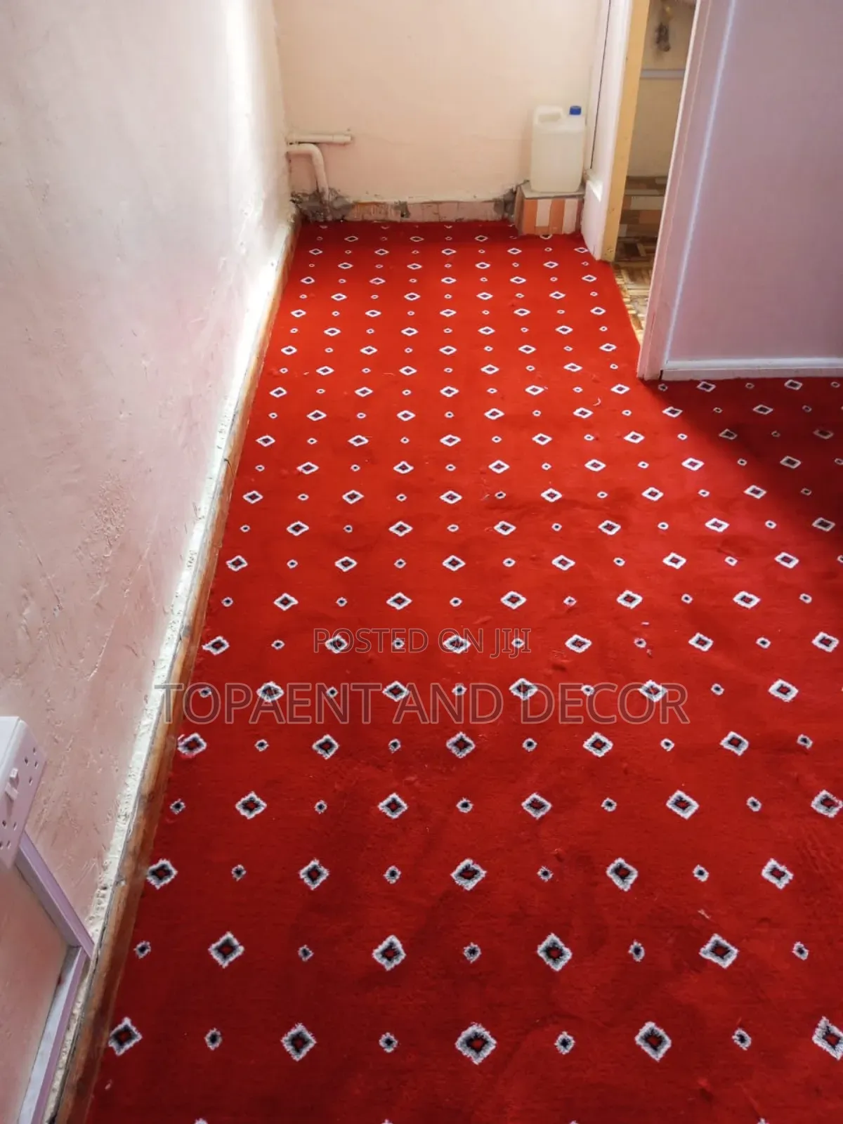 Patterned Bop Wall to Wall Carpet