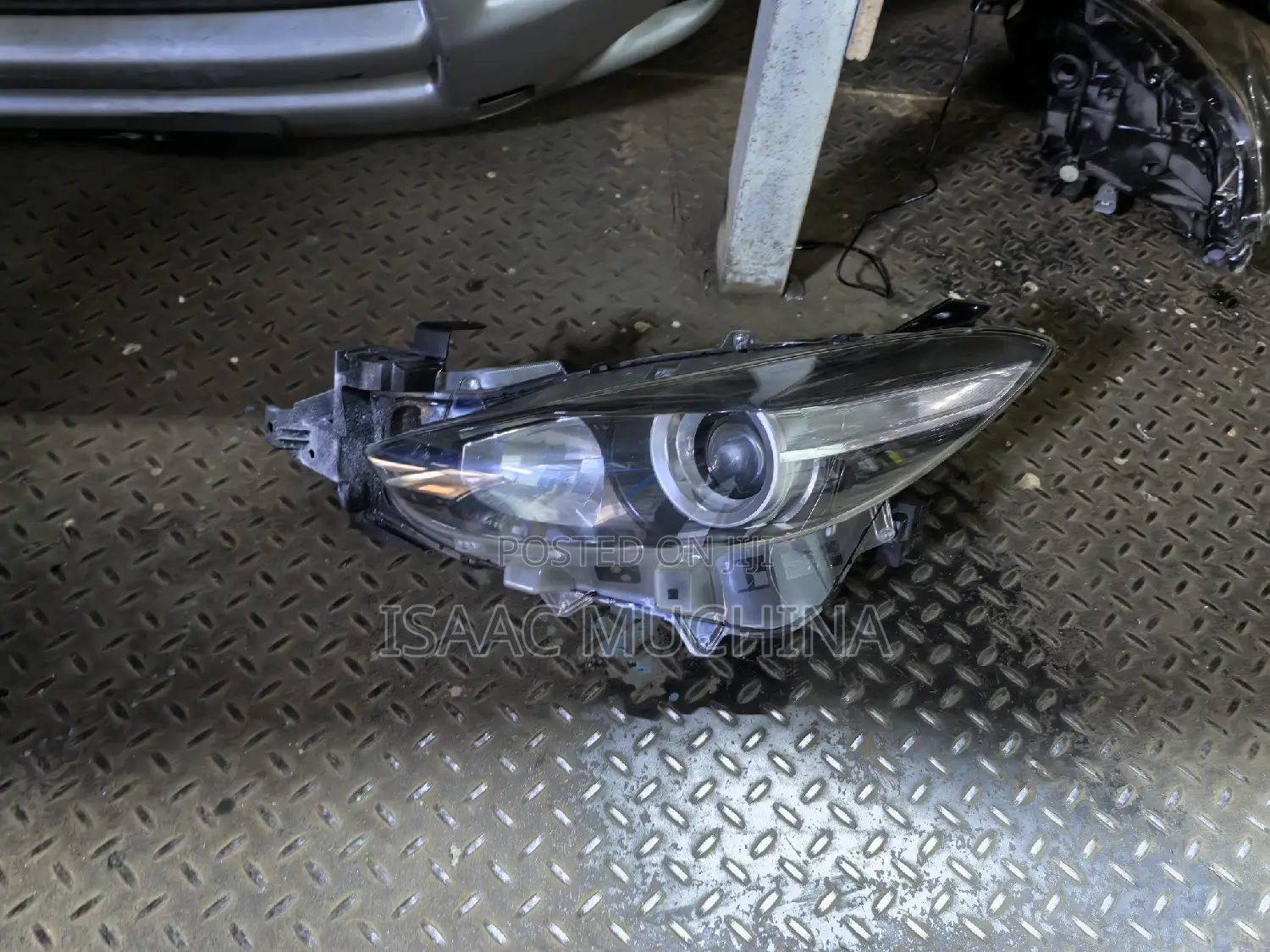 Axela 2018 Headlight