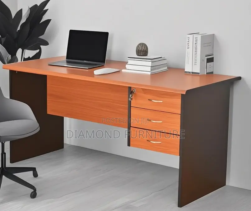 Office Furniture; (120cm) Modern Office Desk With Sleek Compact Design