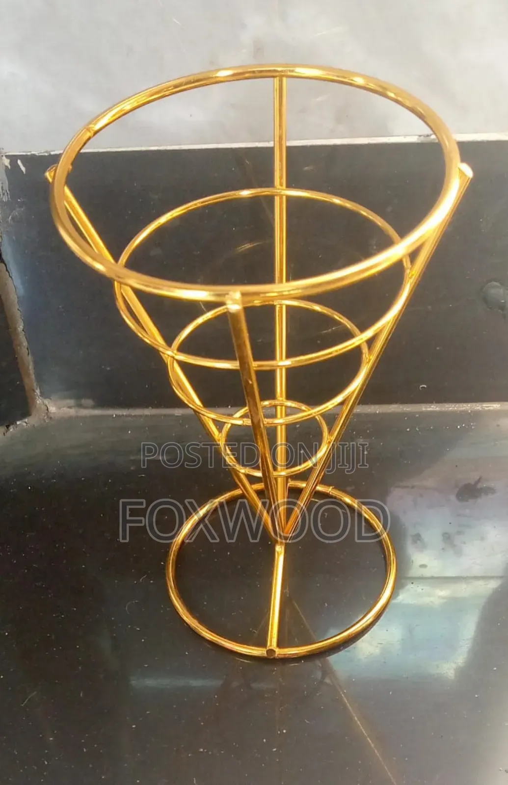 Chips Basket Conical Gold