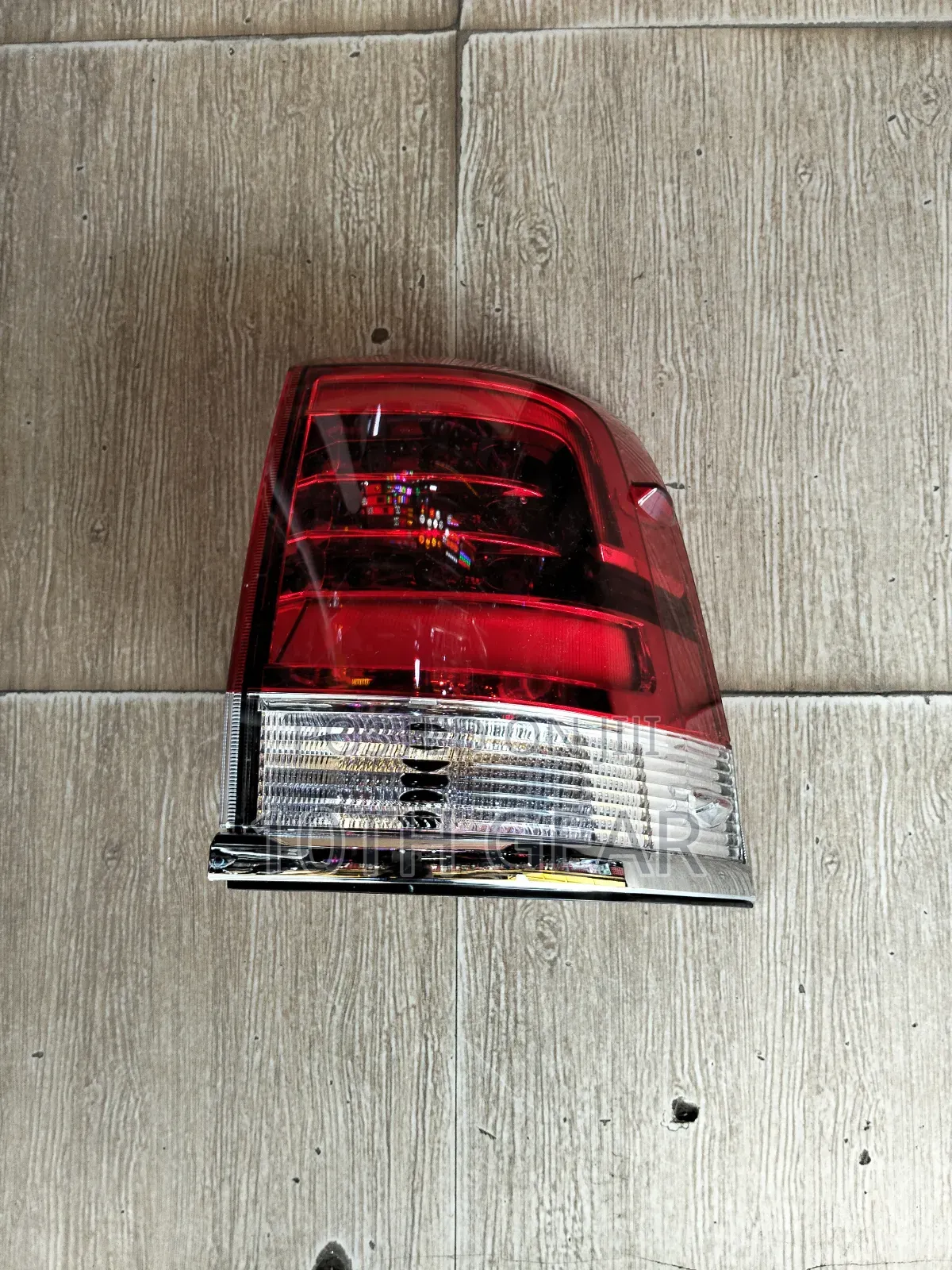 Land Cruiser Fj200 Taillamp Body Original -Left