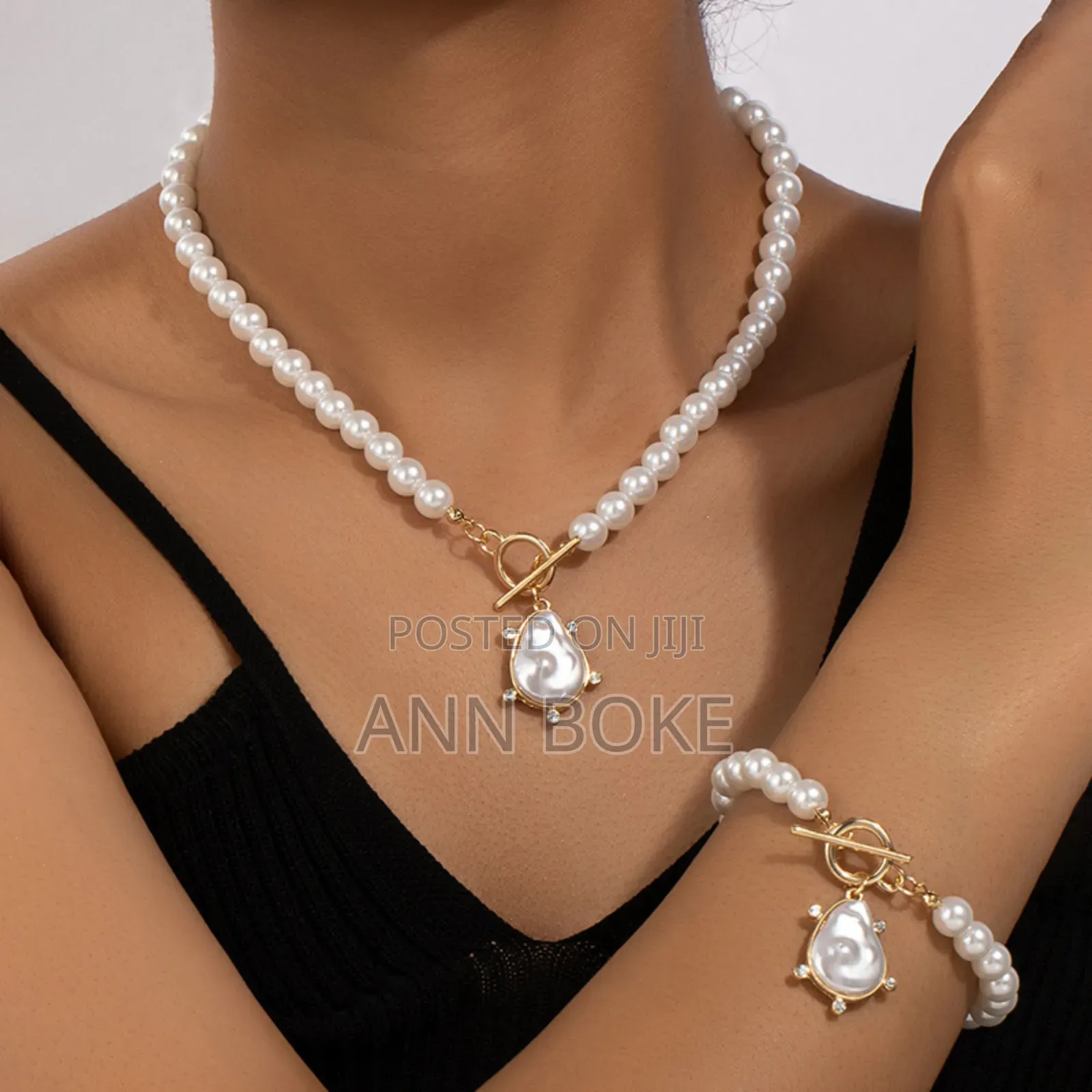 Pearl Jewellery Set High Quality Necklace and Bracelet