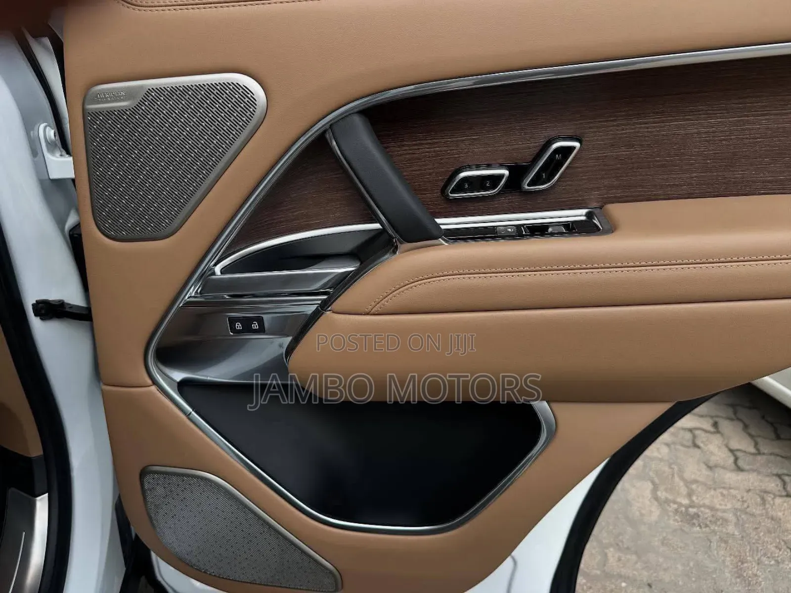 Land Rover Range Rover Vogue 2023 White