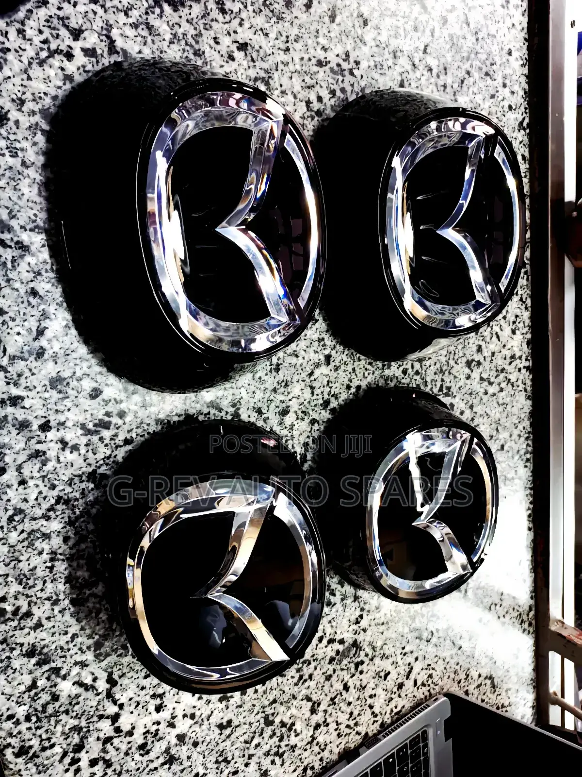 Mazda Cx5 2018 Grill Glass Logo
