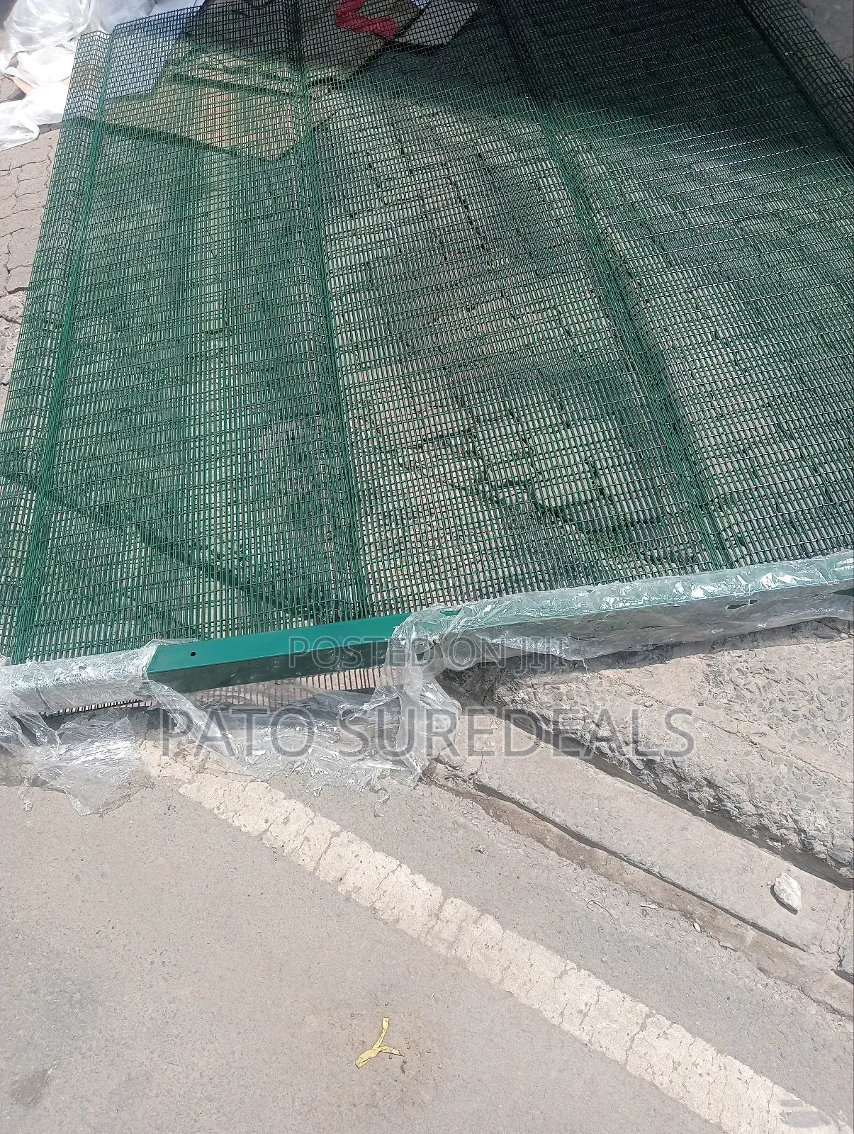 Long Lasting Anti-Rust/Anti-Climb Fence