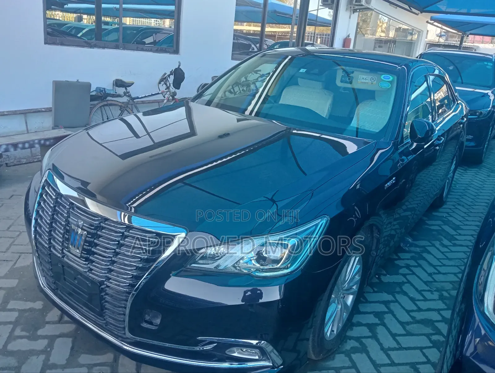 Toyota Crown 2019 Black