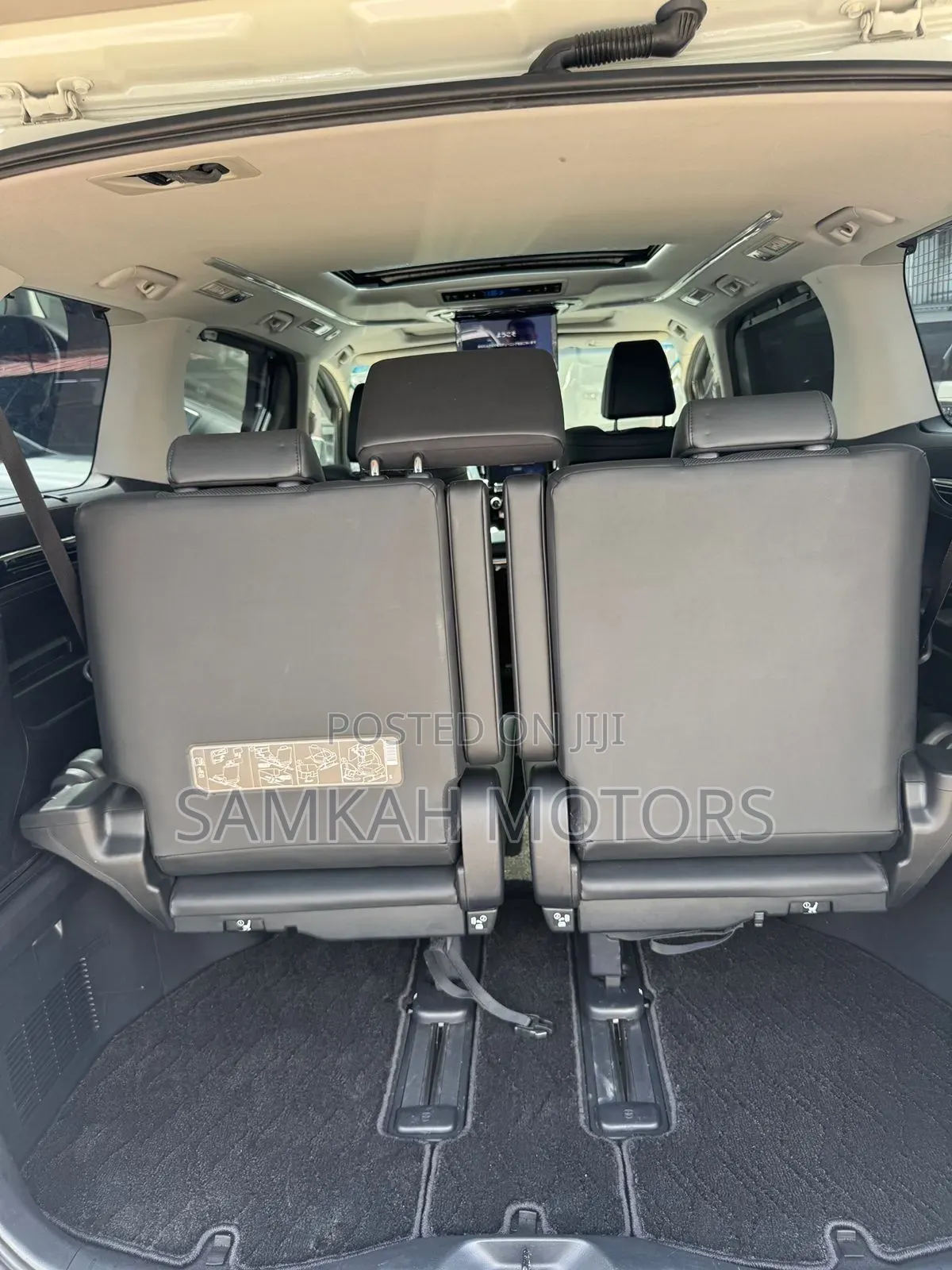 Toyota Alphard 2019 White
