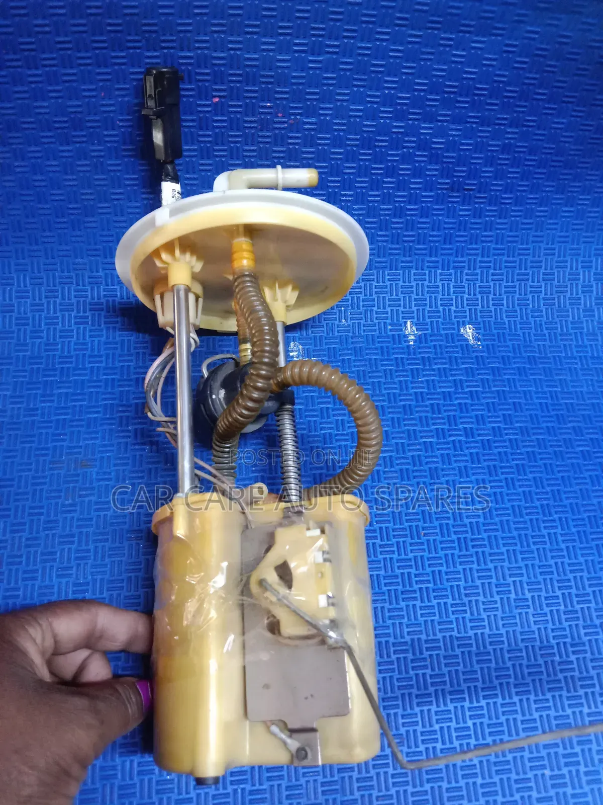 Fuel Pump. Mazda Tribute