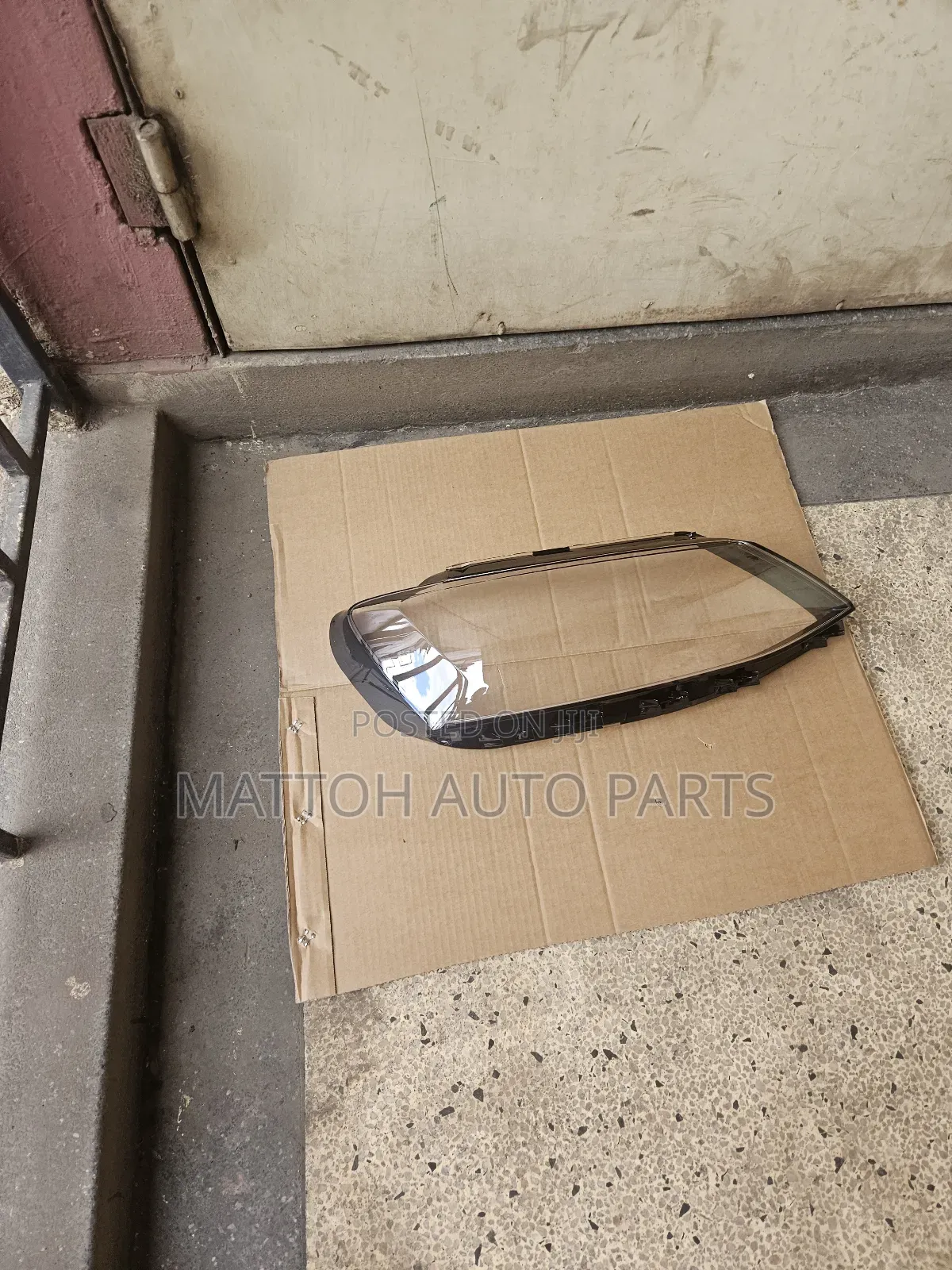 Headlight Lens Volkswagen Jetta 11/17