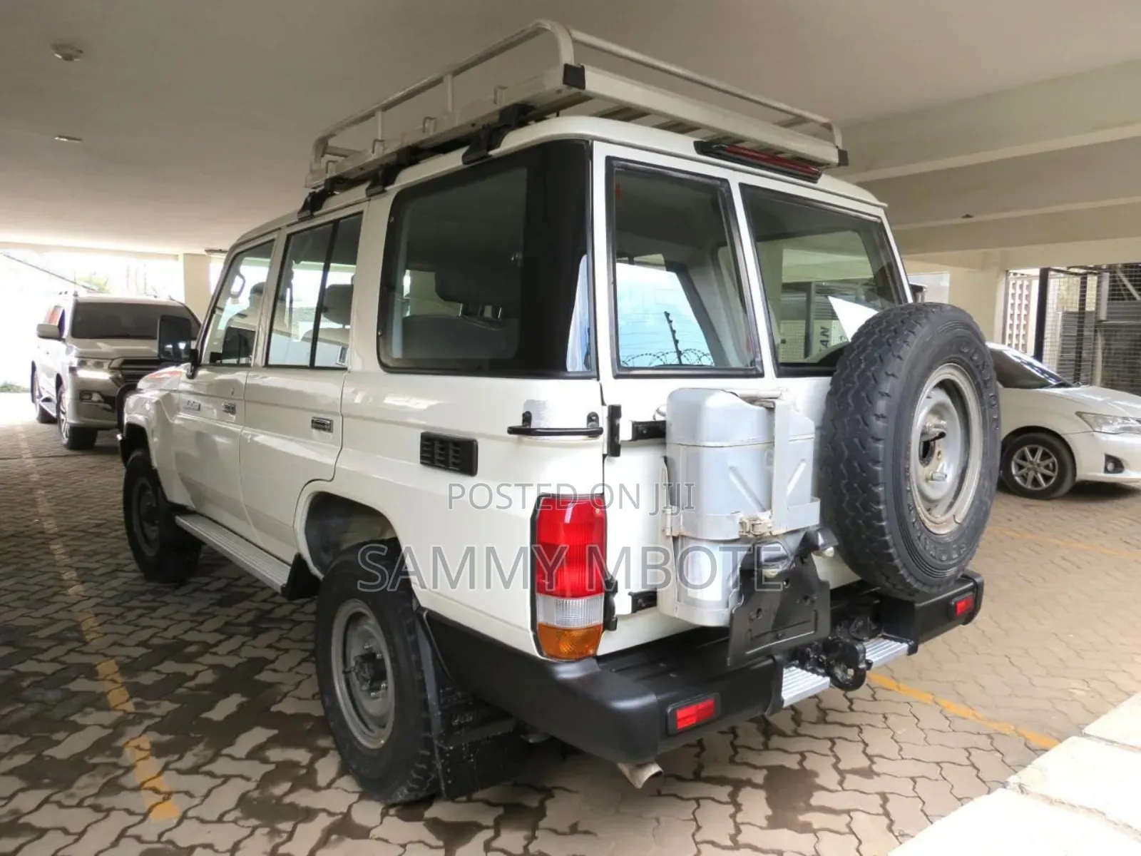 Toyota Land Cruiser 4.0 V6 EXR 2018 White