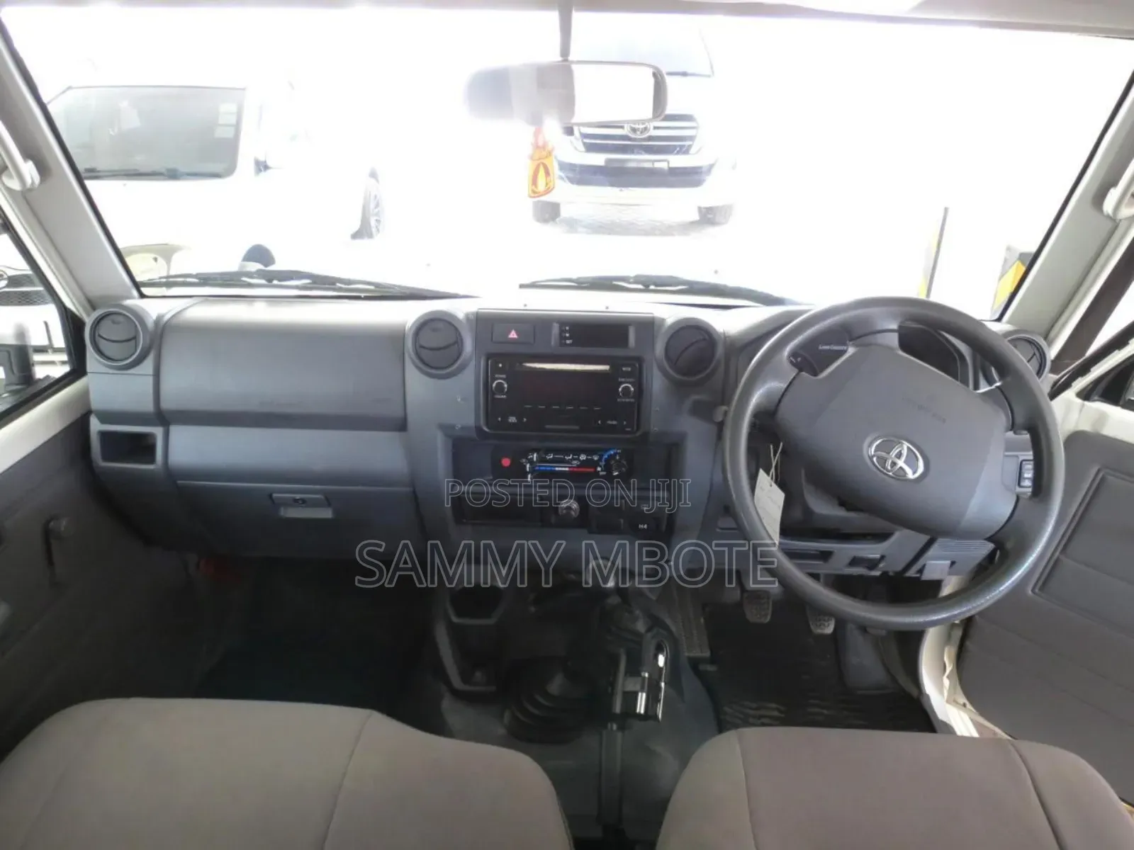 Toyota Land Cruiser 4.0 V6 EXR 2018 White