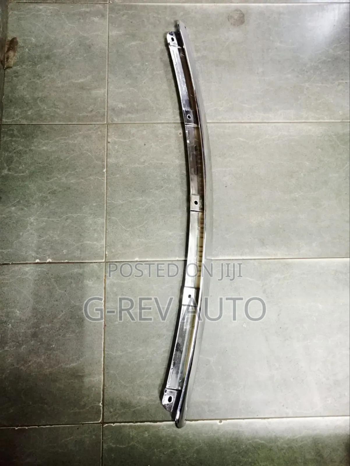 Premio 260 Bonnet Chrome