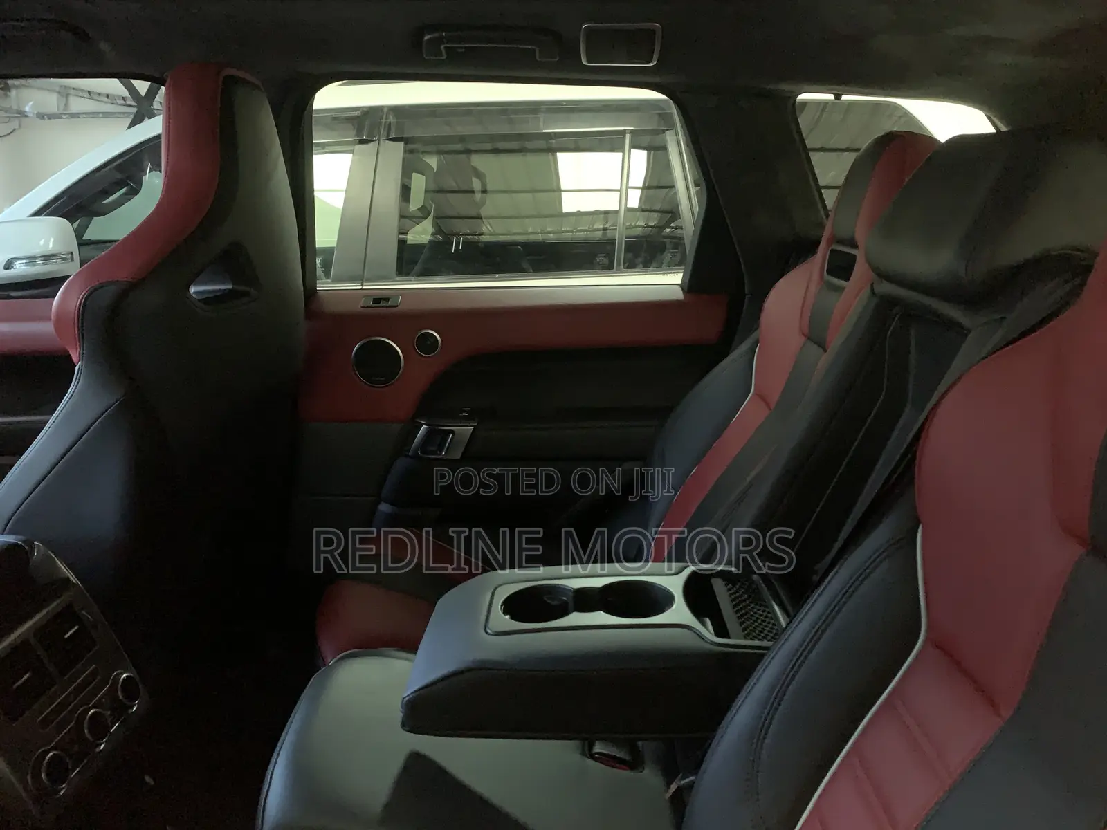 Land Rover Range Rover Sport SVR 2018 Matt Black