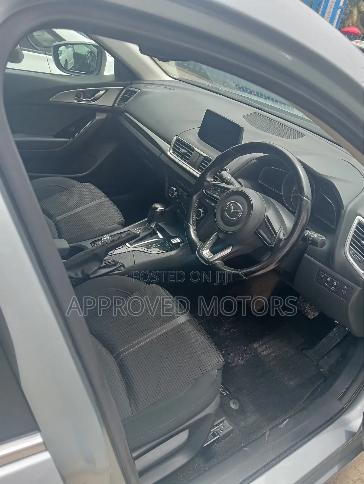 Mazda Axela 2018 Silver
