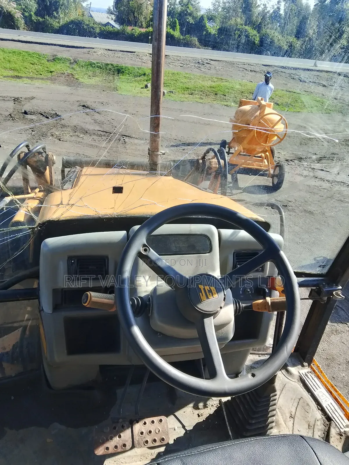 JCB 215 Series Backhoe Loader