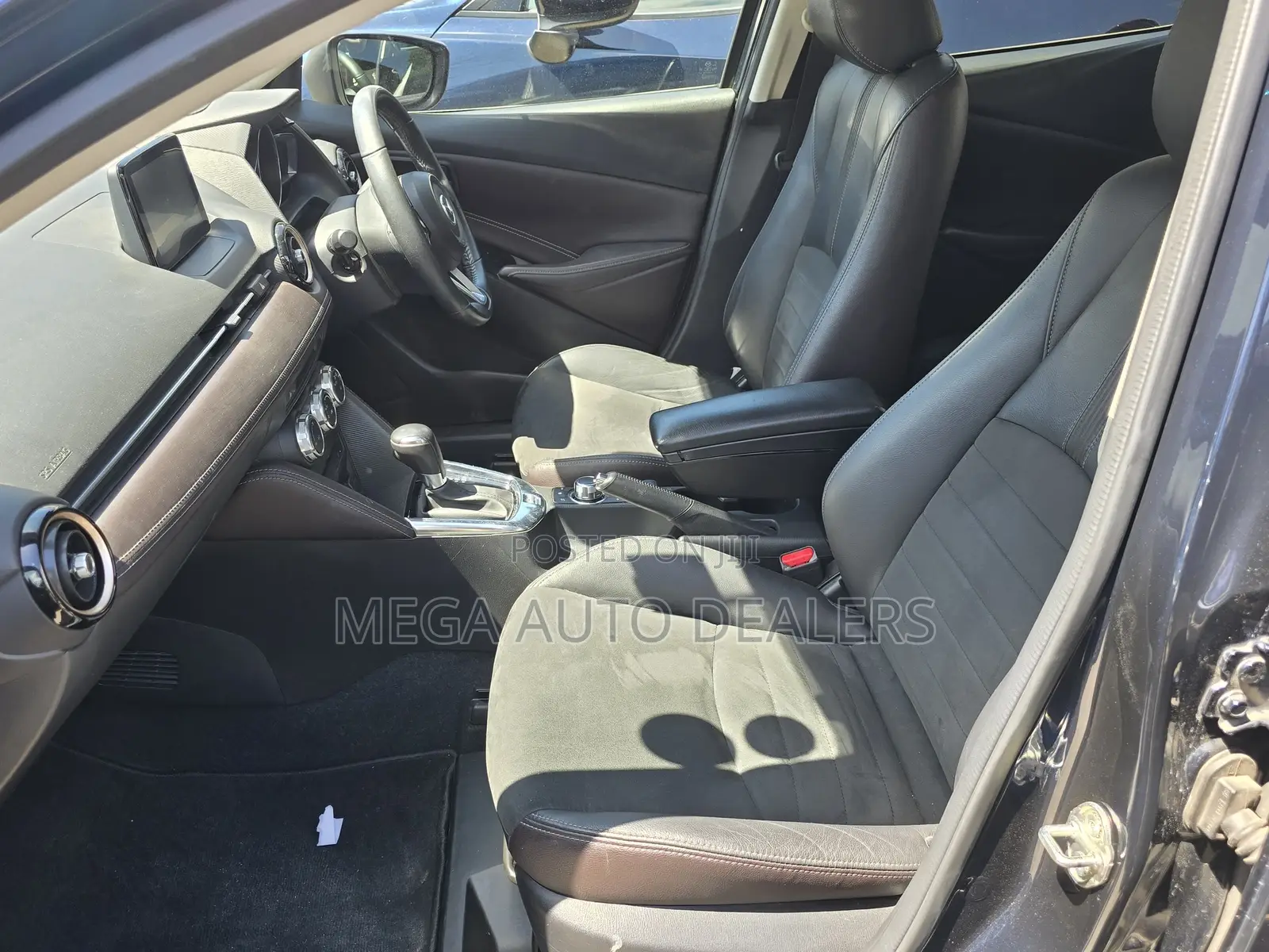 Mazda Demio 2018 Blue
