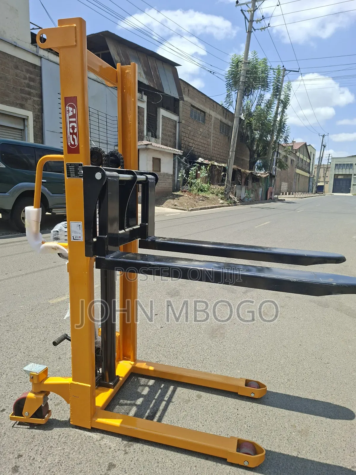 Aico Hydraulic Manual Stacker
