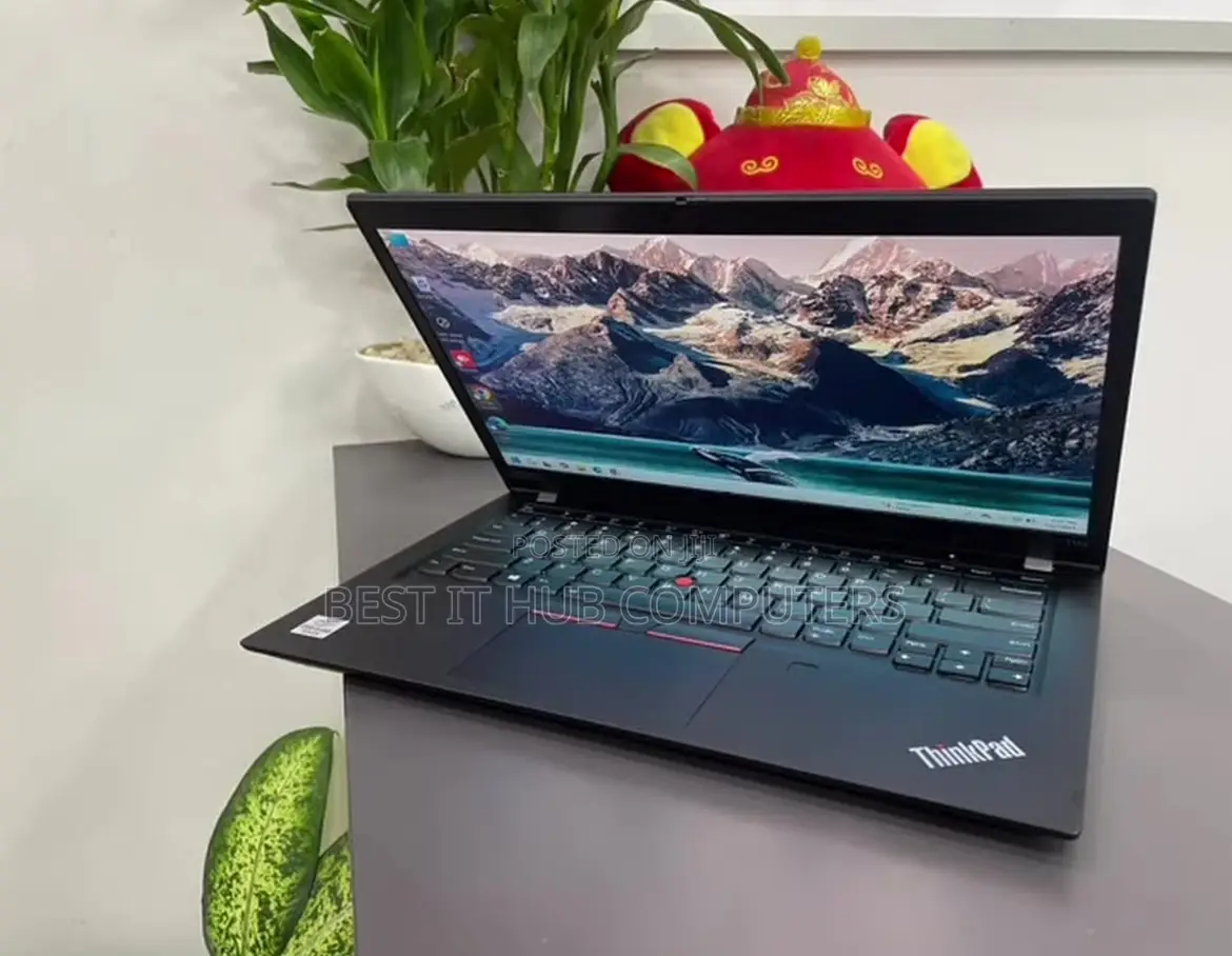 Laptop Lenovo ThinkPad T14s Gen 2 16GB Intel Core i7 SSD 512GB