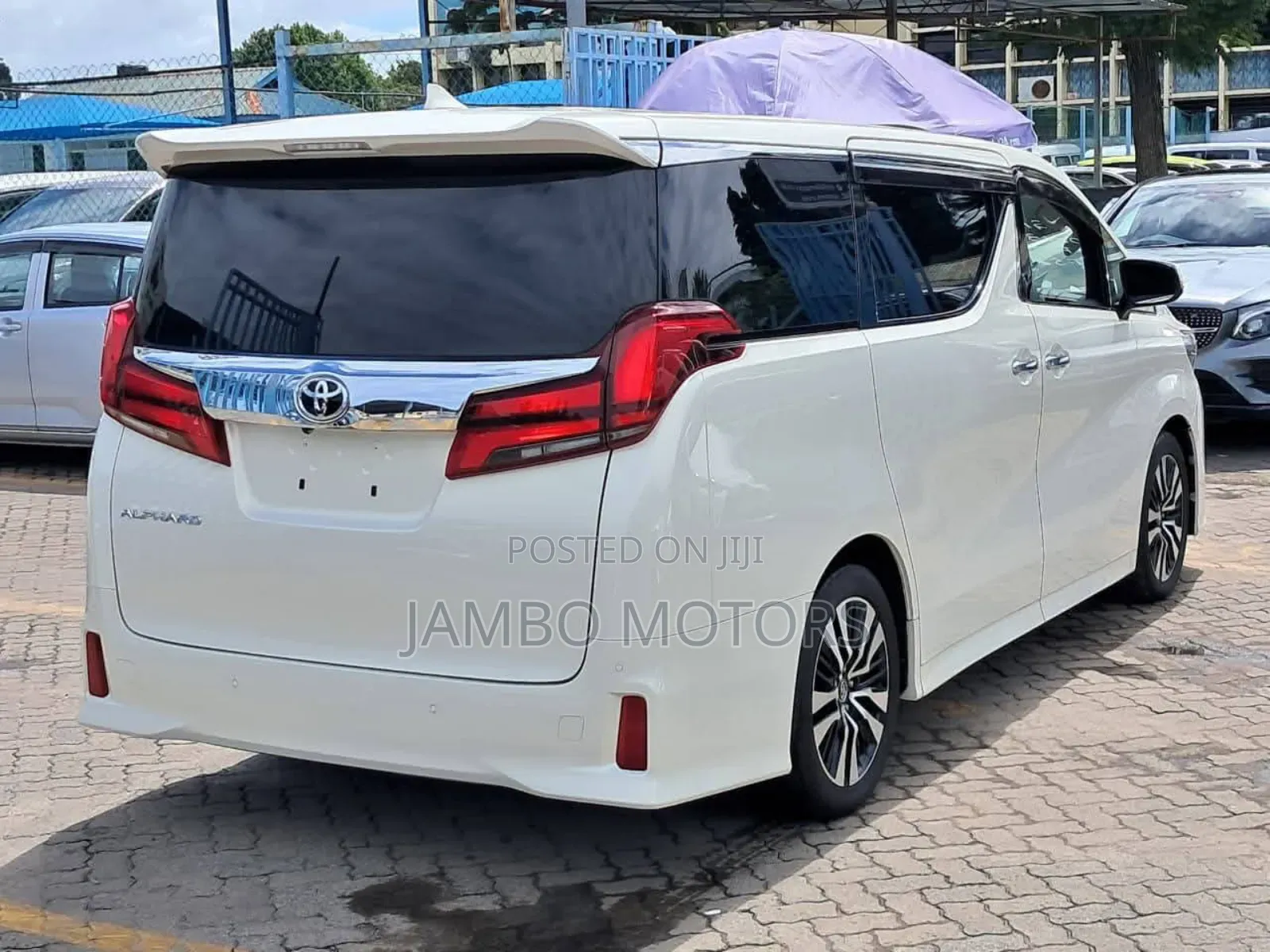 Toyota Alphard 2.5 Petrol FWD 2019 White