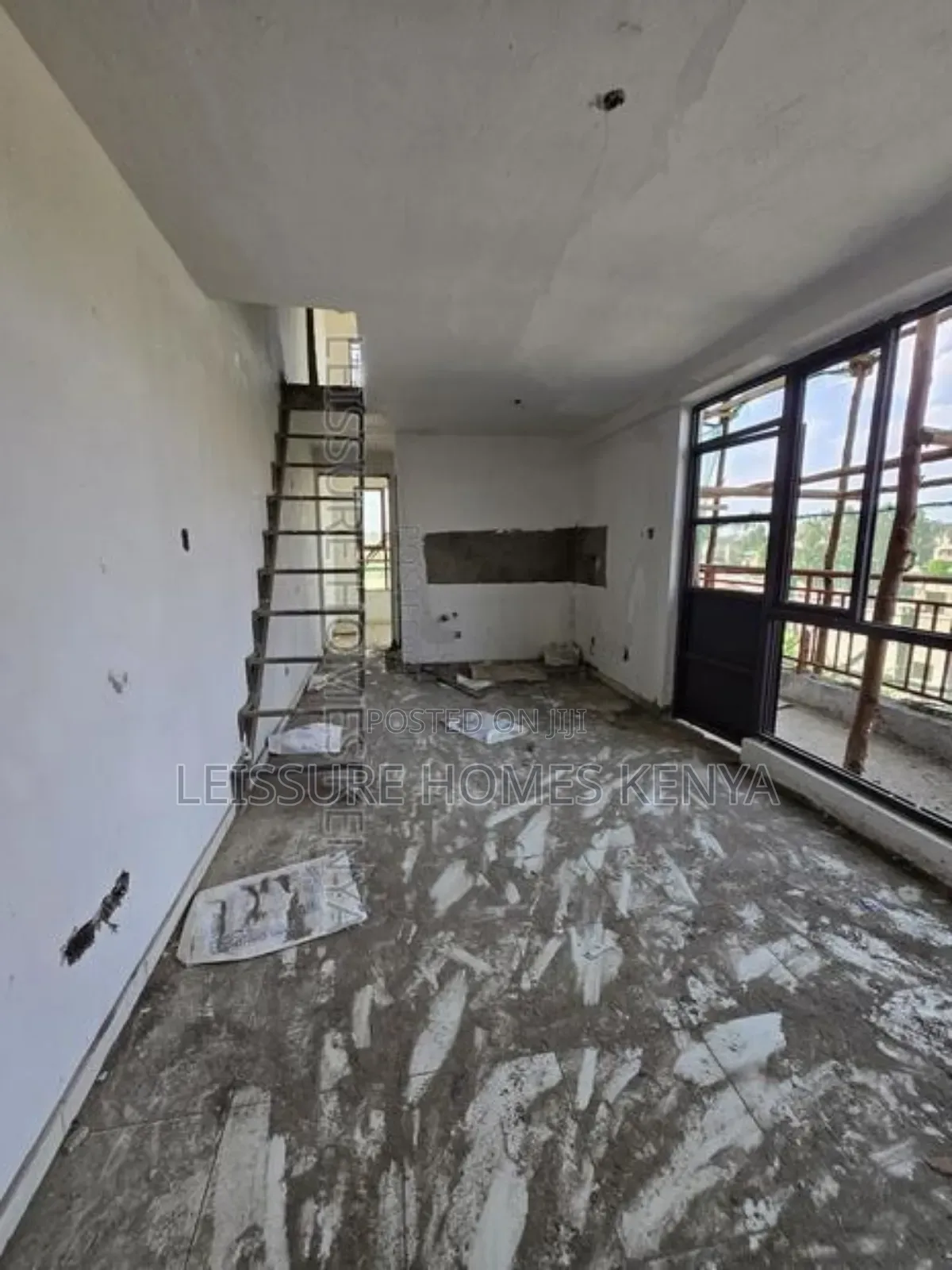 3bdrm Duplex in Thome for sale