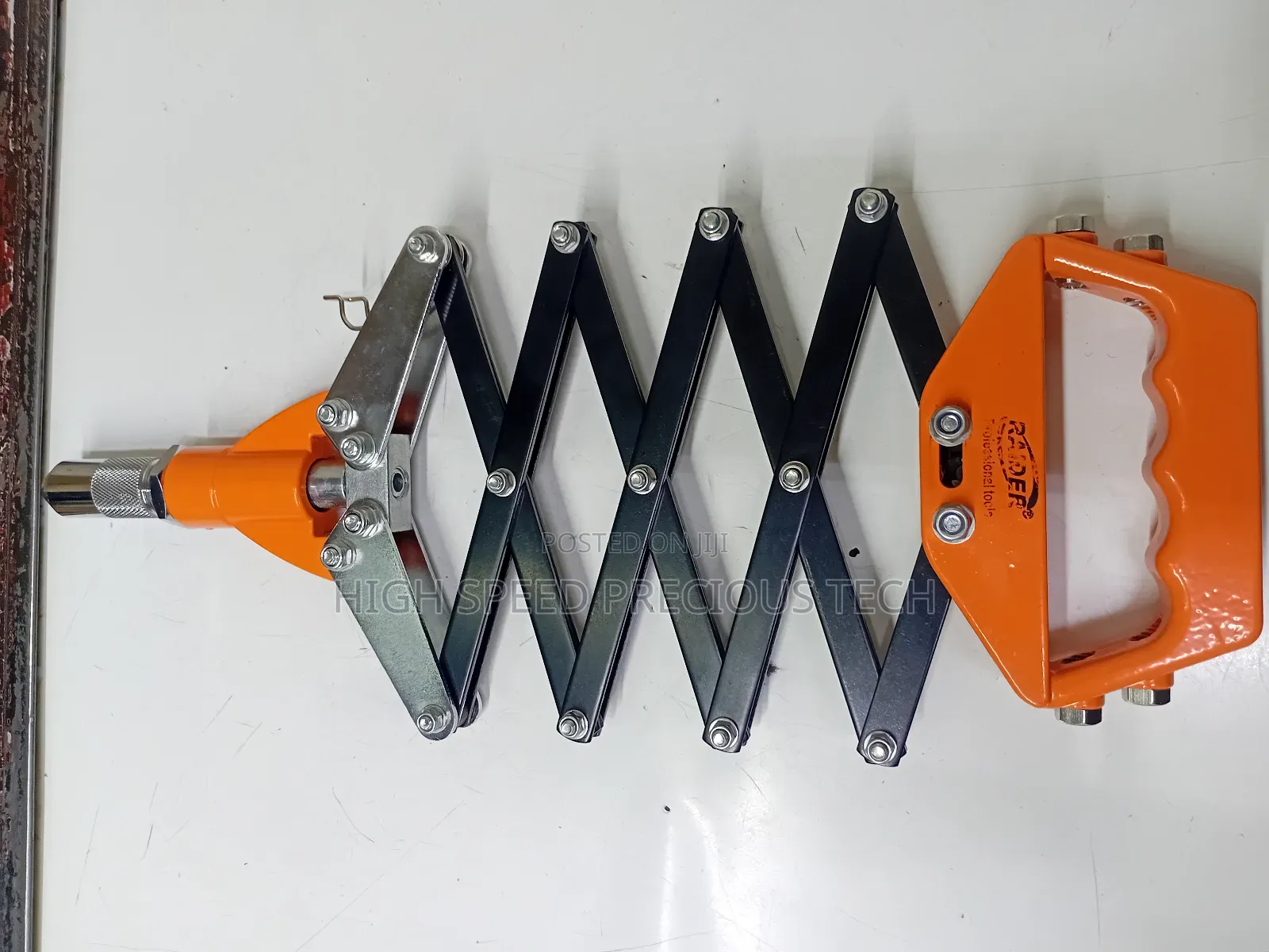 Industrial Rivet Gun