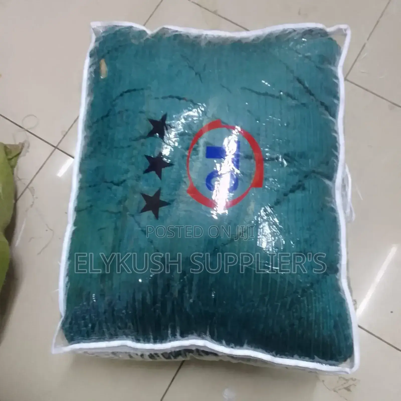 *High Quality Warm Velvet Duvets* *Brand:Tc* ~ Size: 6*7