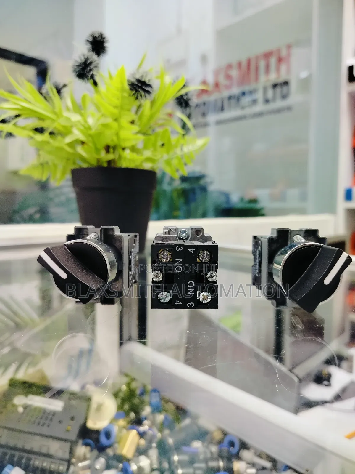 Selector Switch 3 Position on/Off/On