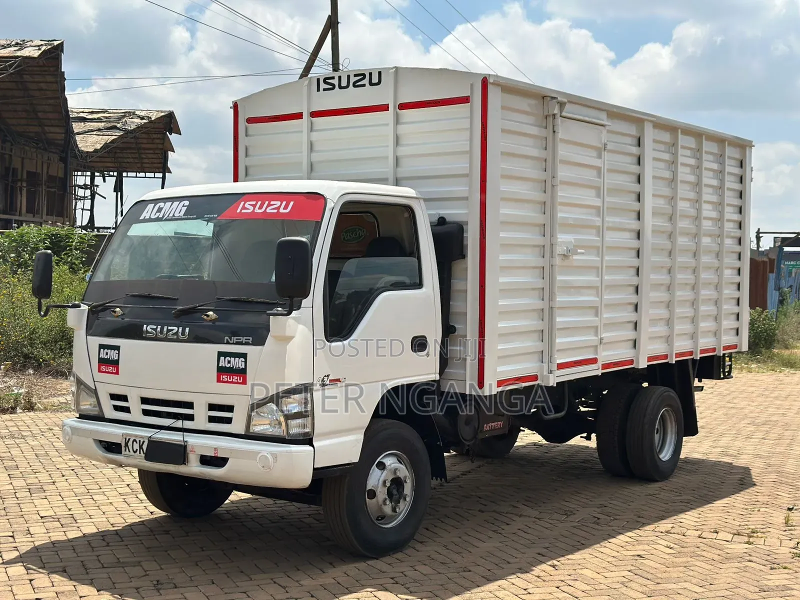 Isuzu NPR Local 2017 Model
