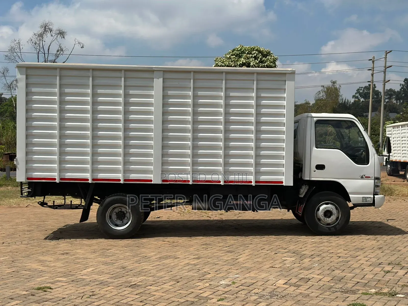 Isuzu NPR Local 2017 Model