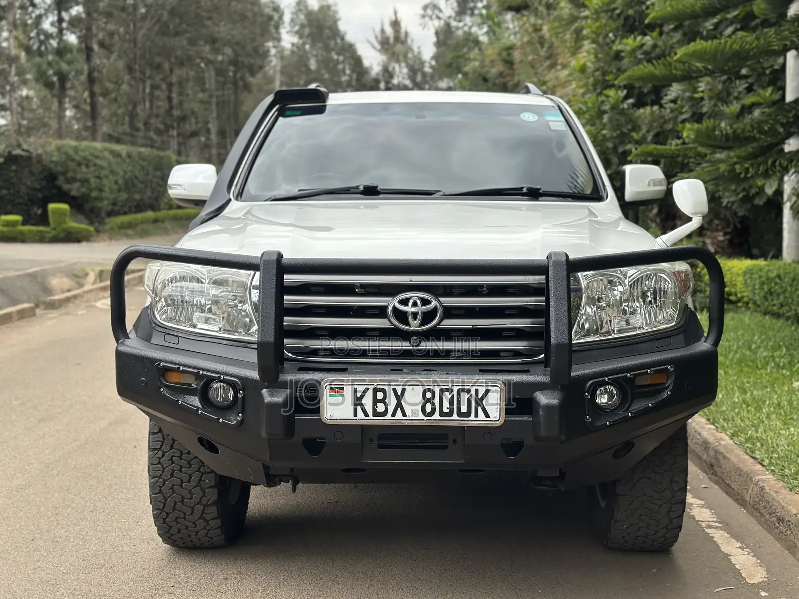 Toyota Land Cruiser 2007 White