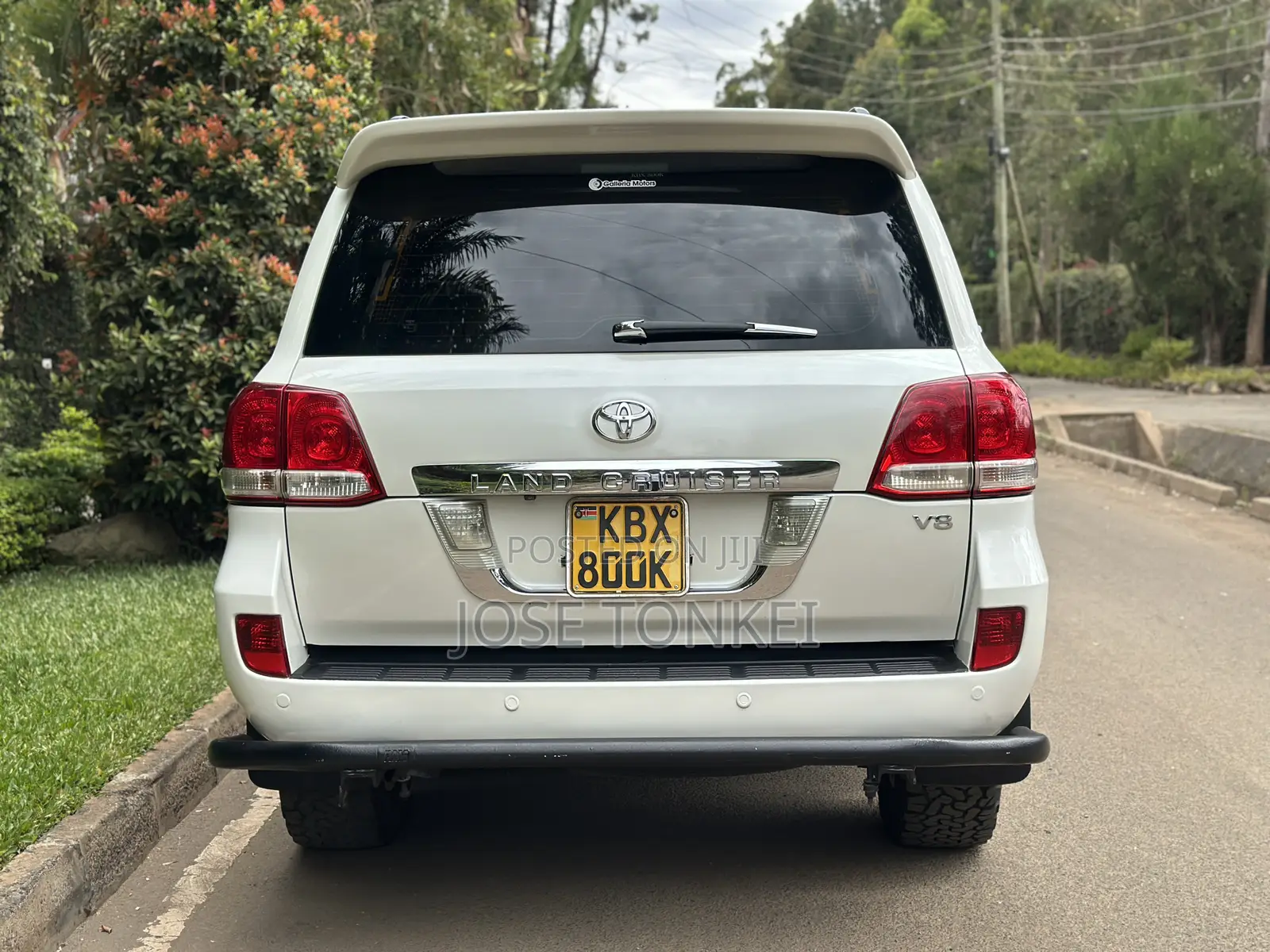 Toyota Land Cruiser 2007 White