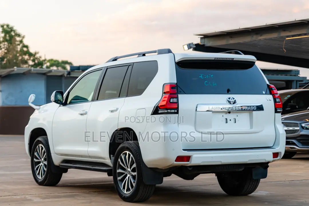 Toyota Land Cruiser Prado 2018 Pearl