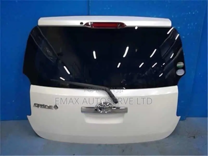 Tailgate Toyota Spade 2012-2014