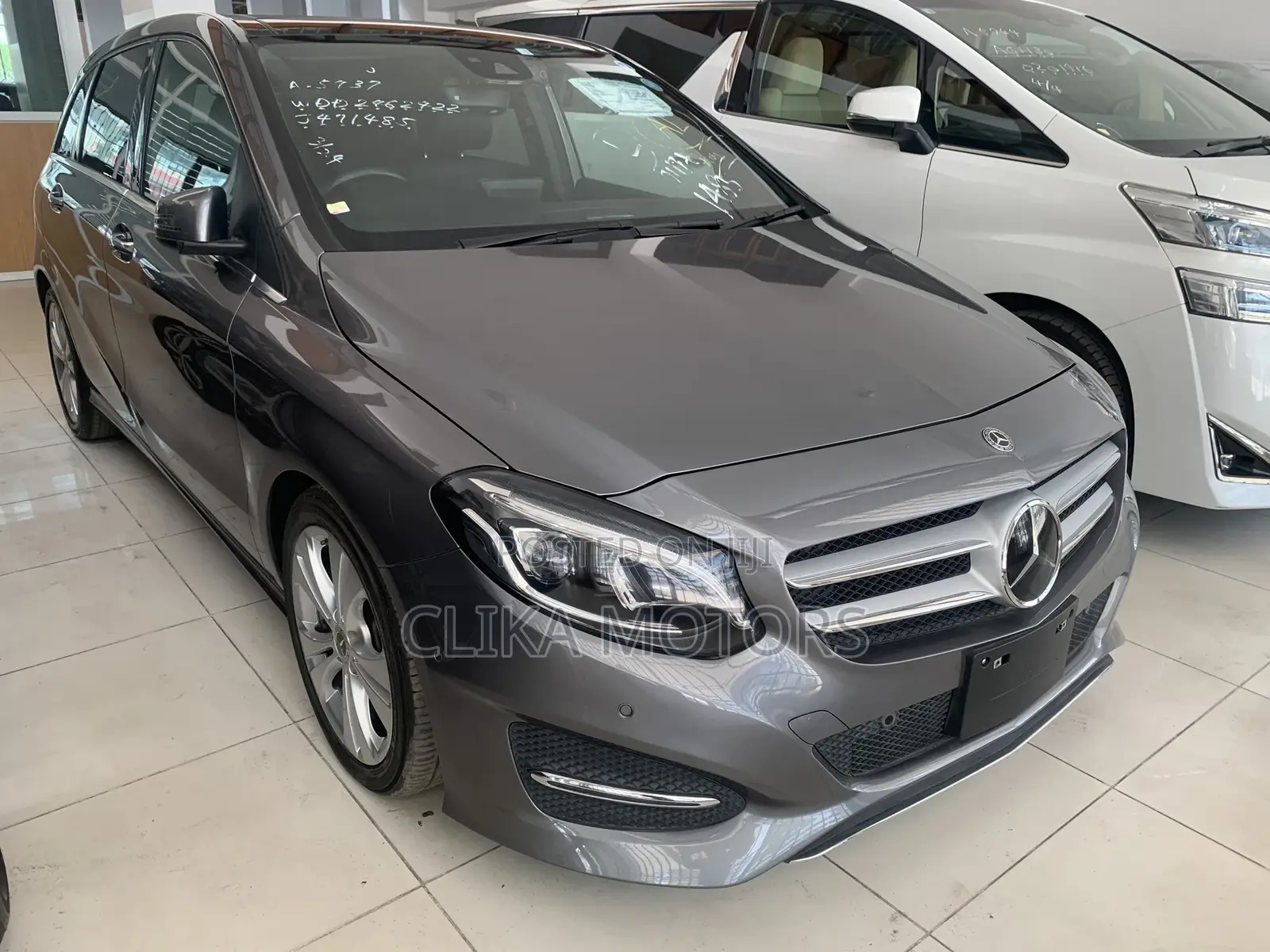 Mercedes-Benz B-Class B180 Petrol 2018 Gray