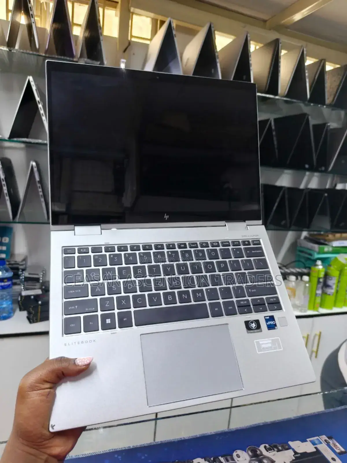 Laptop HP EliteBook 830 G9 16GB Intel Core I5 SSD 512GB