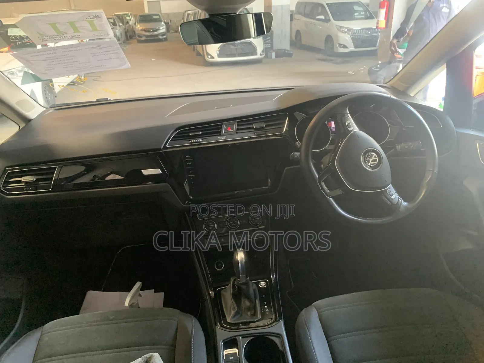 Volkswagen Touran 2018 Blue