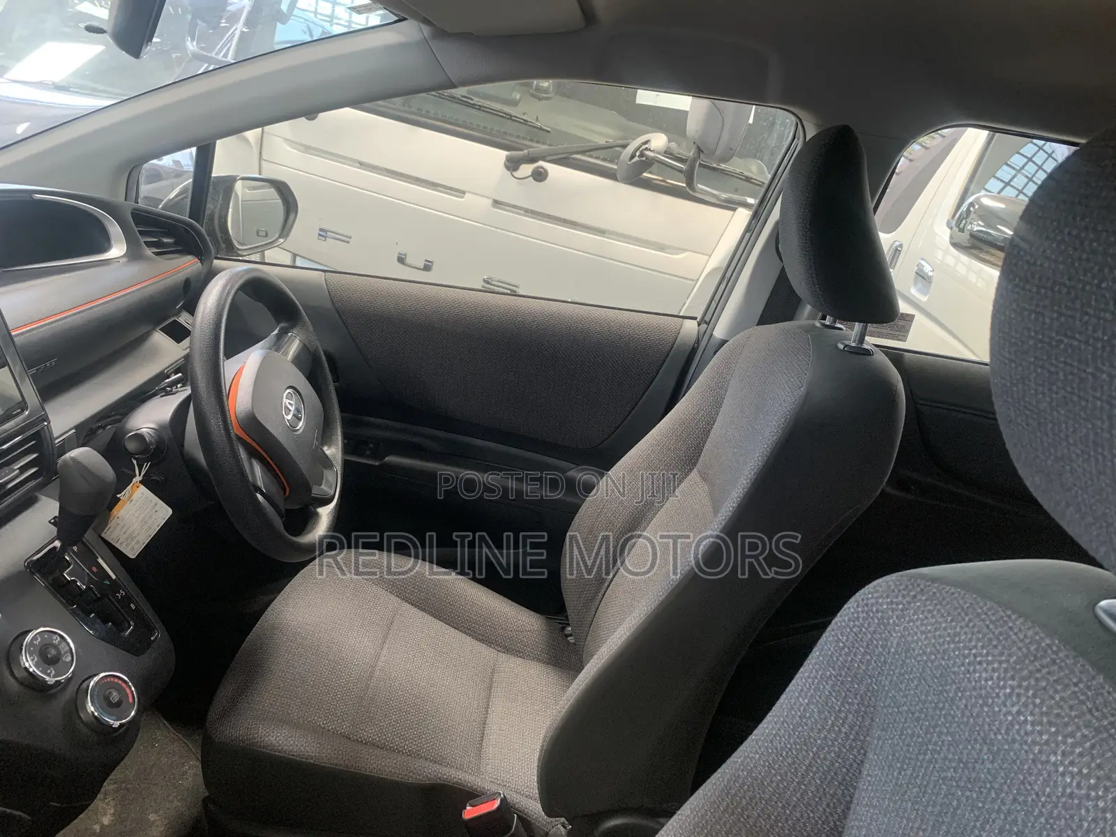 Toyota Sienta 1.5 FWD 2018 Black