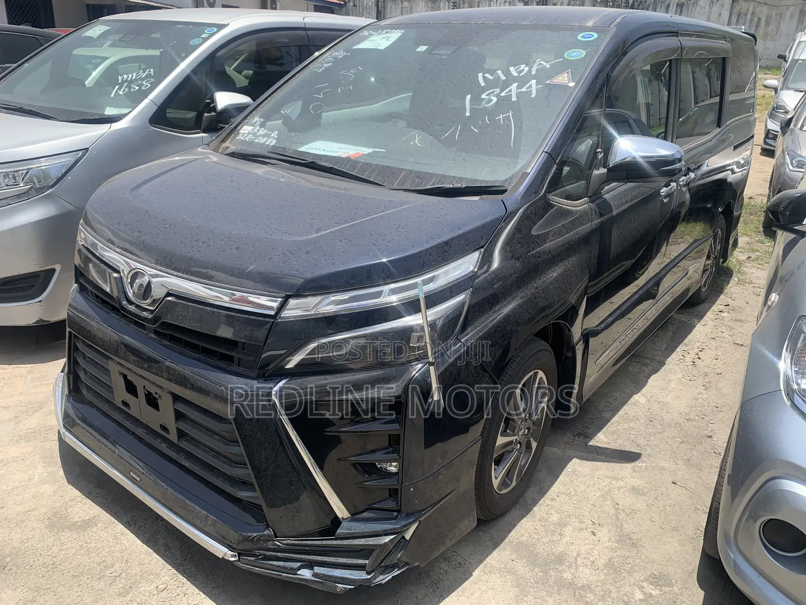 Toyota Voxy 2018 Green