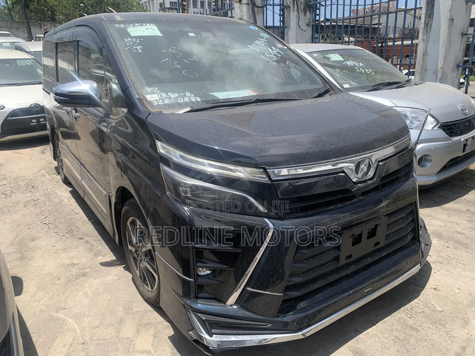 Toyota Voxy 2018 Green