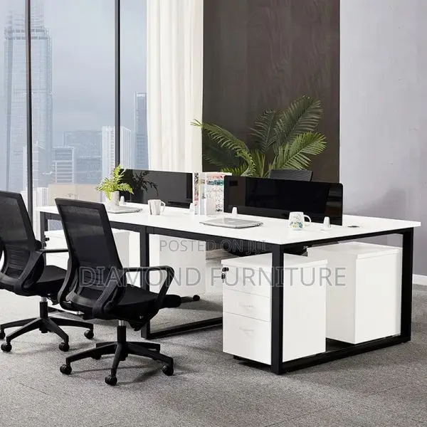 Office Furniture; Stylish 4-Way Modern Office Workstation for Teams