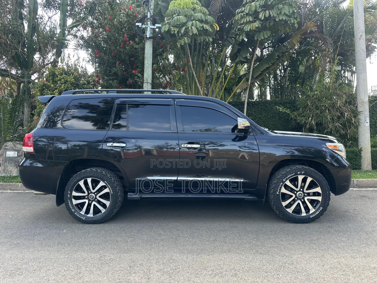 Toyota Land Cruiser 4.6 V8 ZX 2010 Black