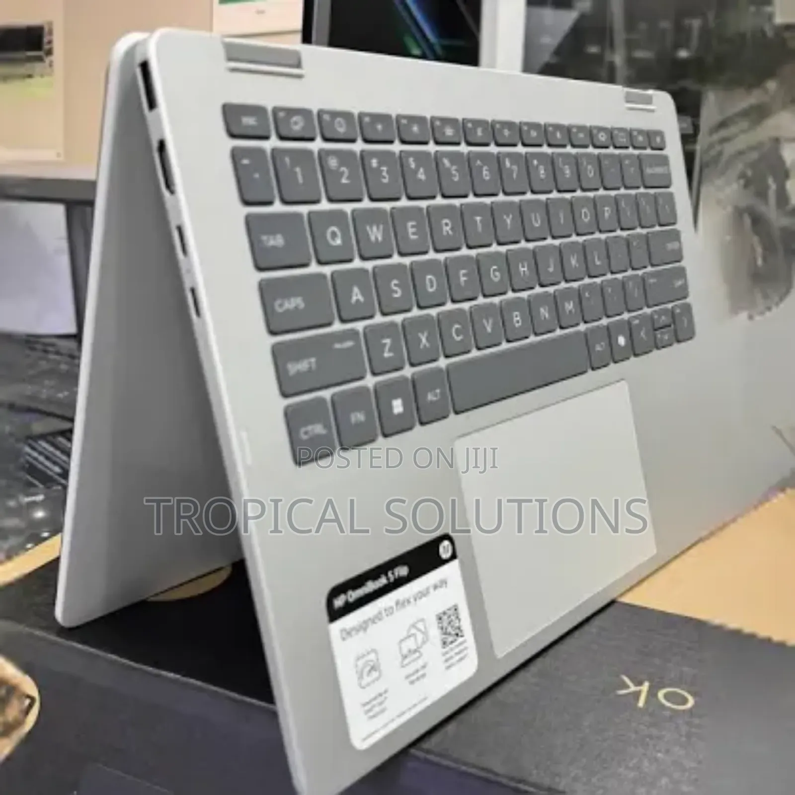 New Laptop HP OmniBook 5 Flip 8GB Intel SSD 512GB