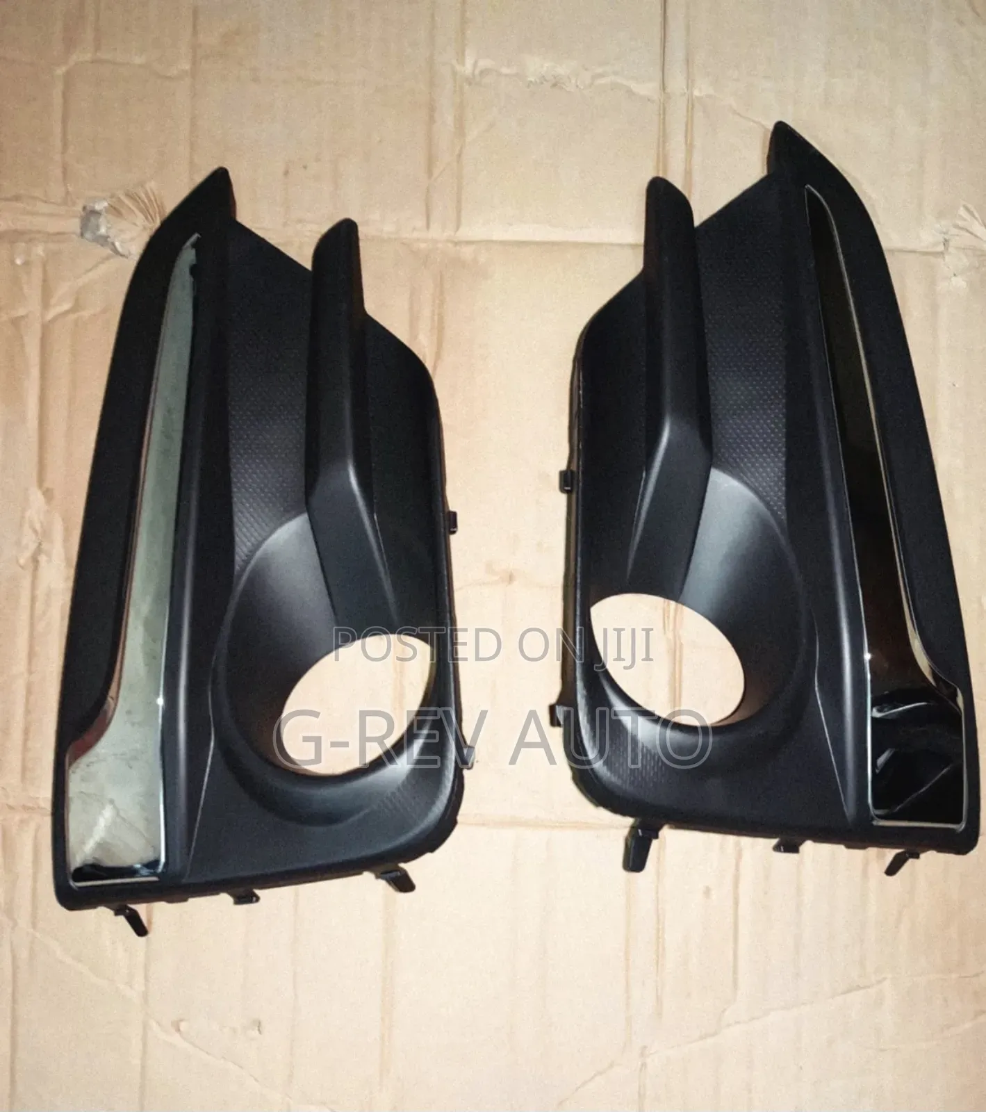 Subaru Impreza 2018 Foglights Covers.