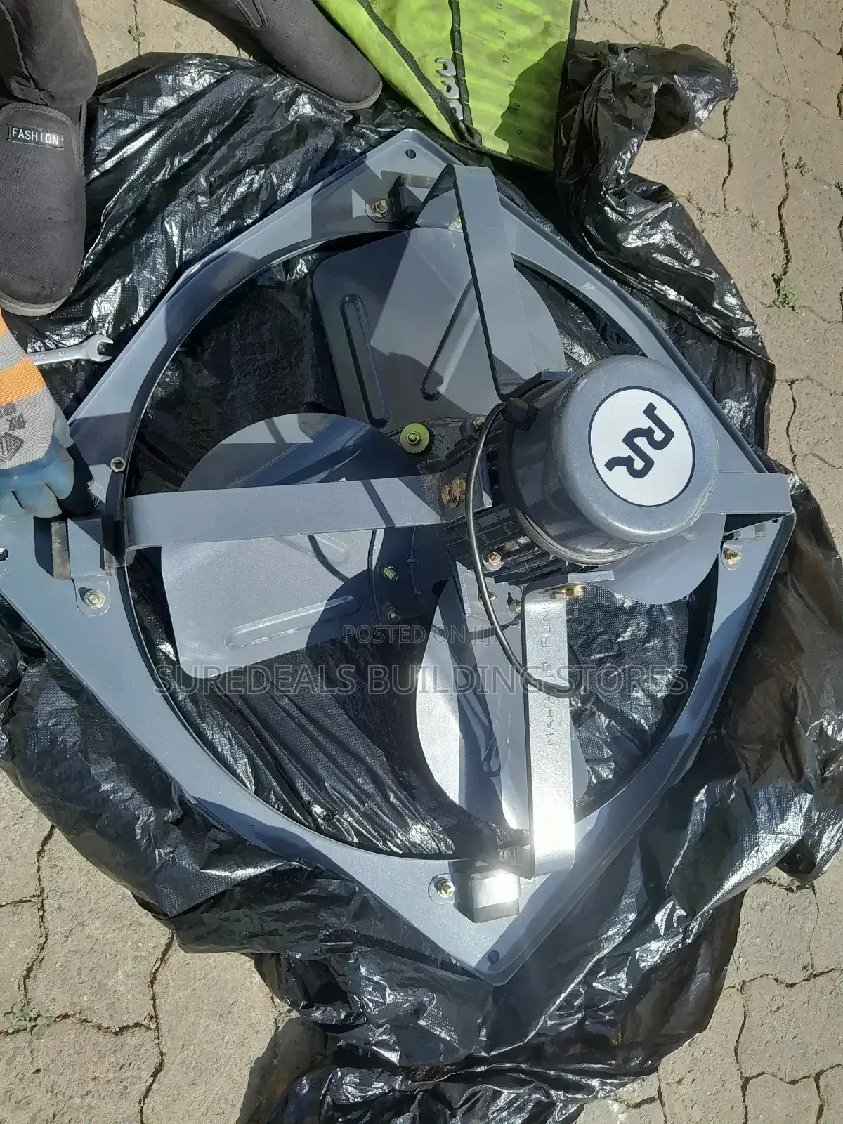 Electric Exhaust Fan