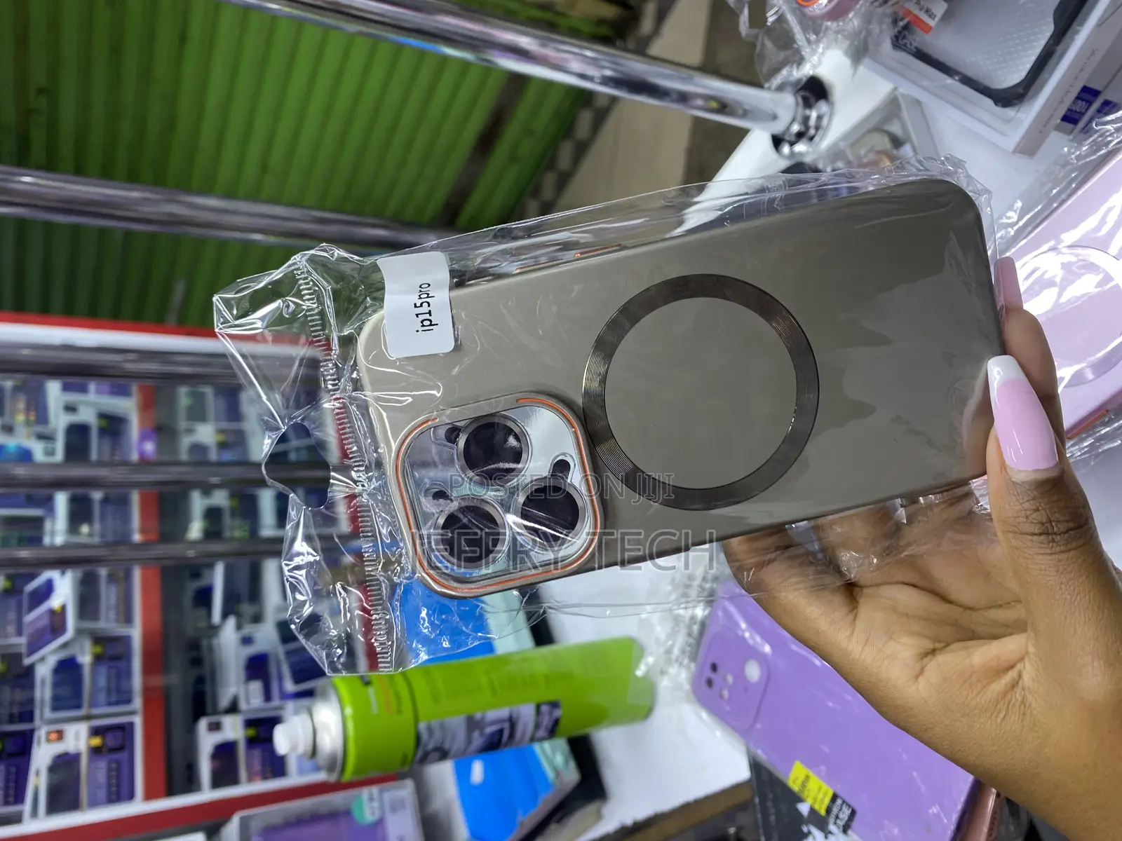 Qazxc iPhone 15 Pro Magsafe Case With Lense Protector and Stand