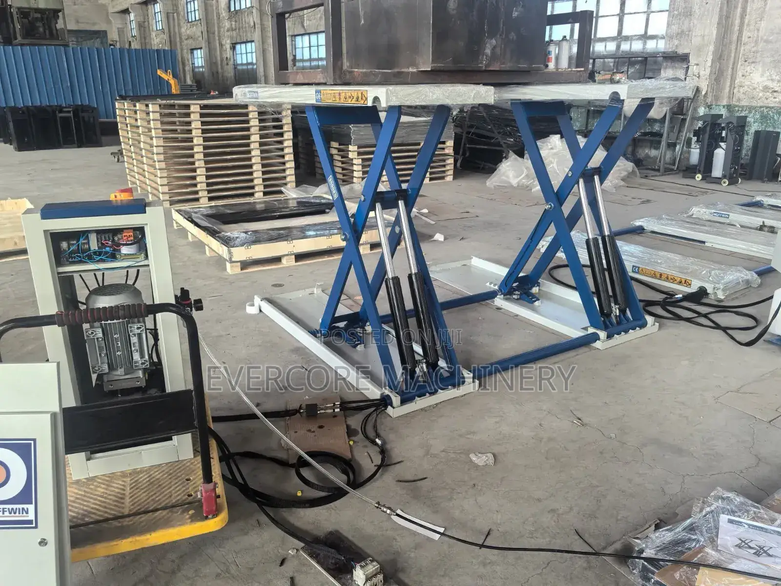 Commercial Sscissor Lift Machine 1.85 Metre High Rise Lift.