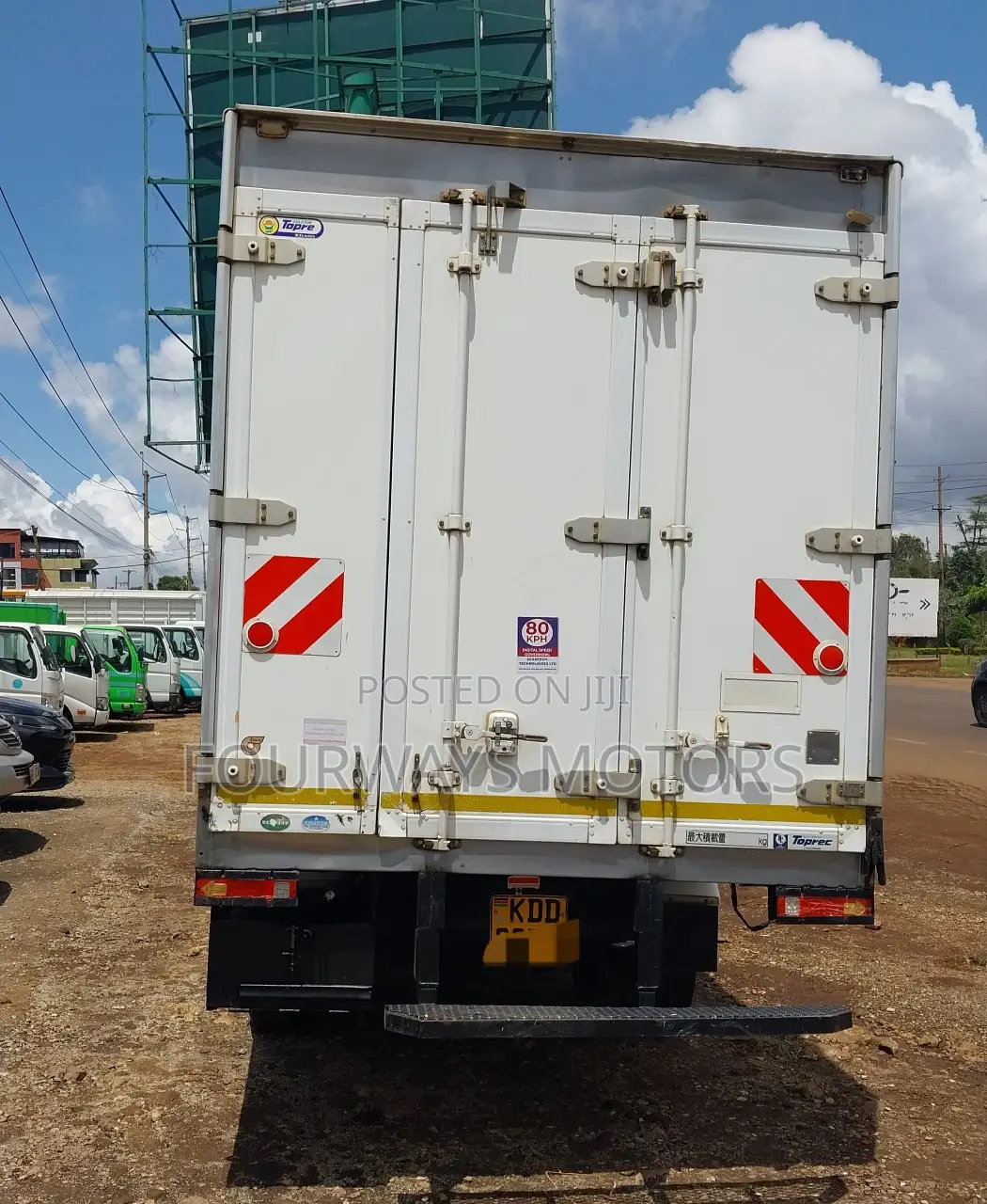 Isuzu Elf Fridge
