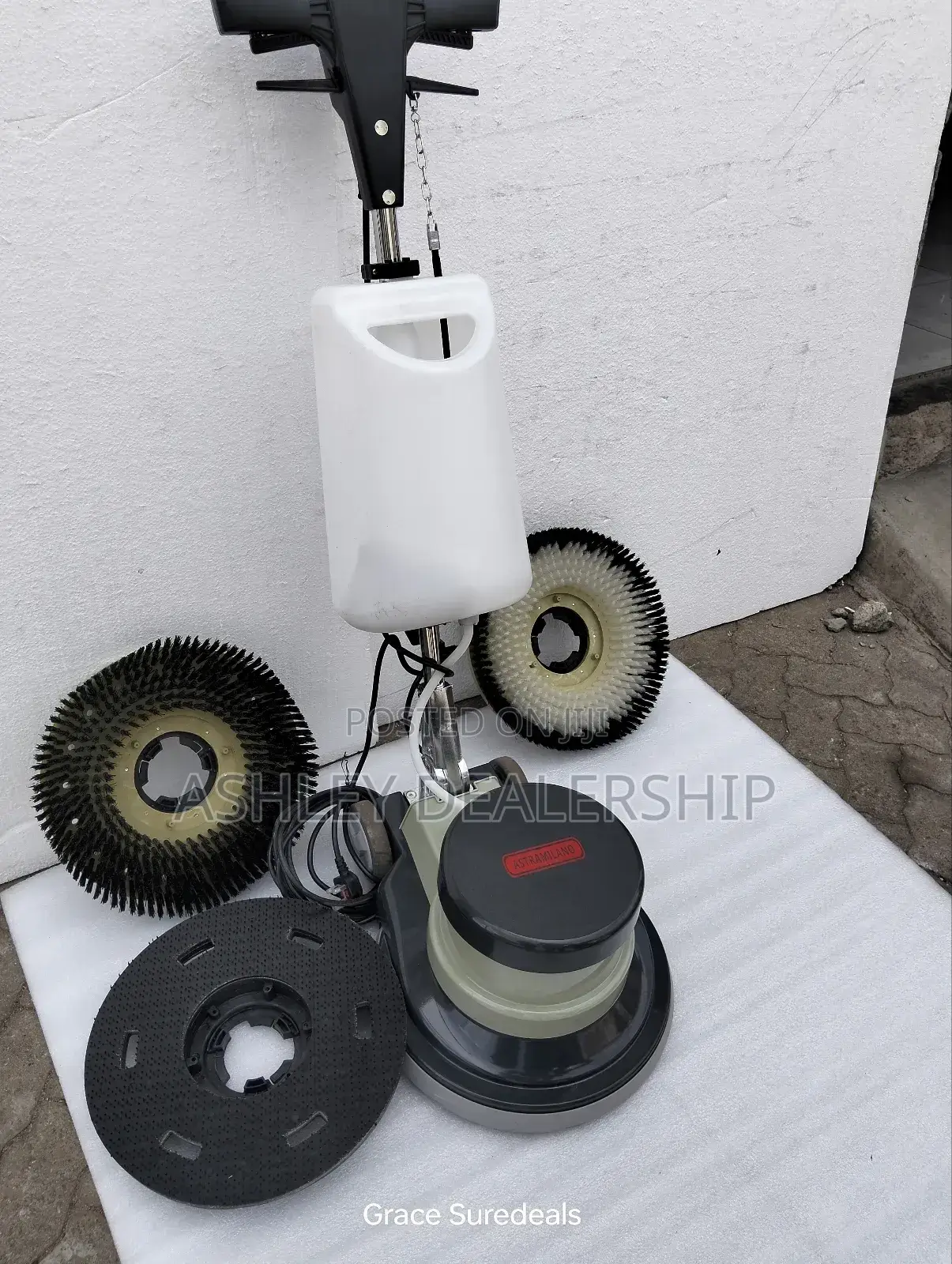 Astramilano Floor Scrubber