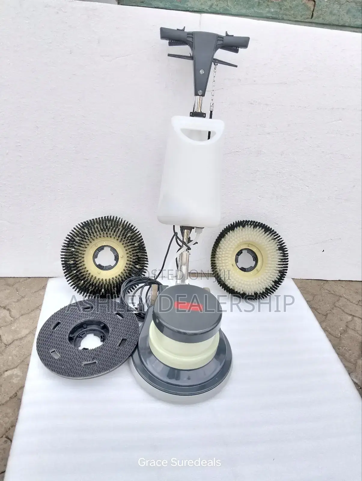Machine Floor Scrubber